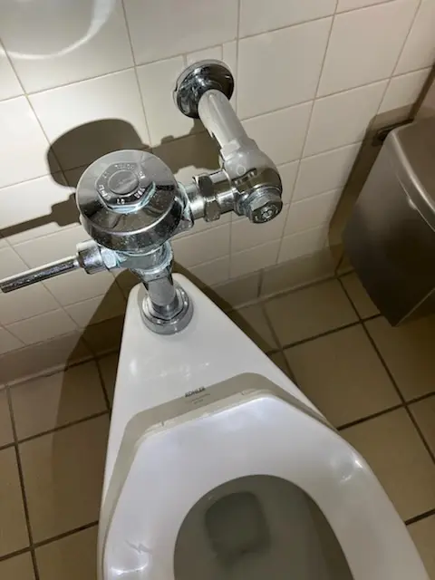 Fixture installation and repair for Garbage Disposal in Middle